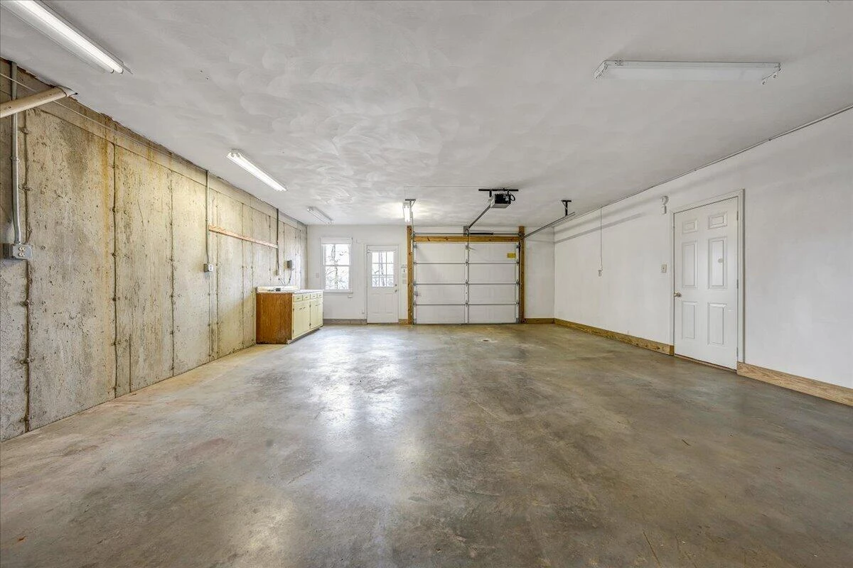 6780 Hidden Woods DR - Photo 58