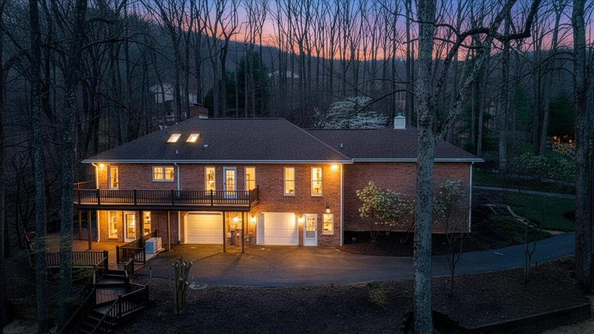 6780 Hidden Woods DR - Photo 9