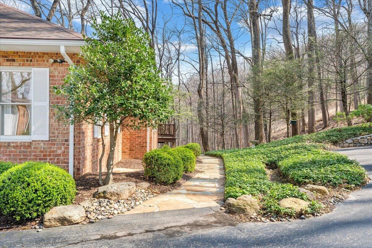 6780 Hidden Woods DR - Photo 12