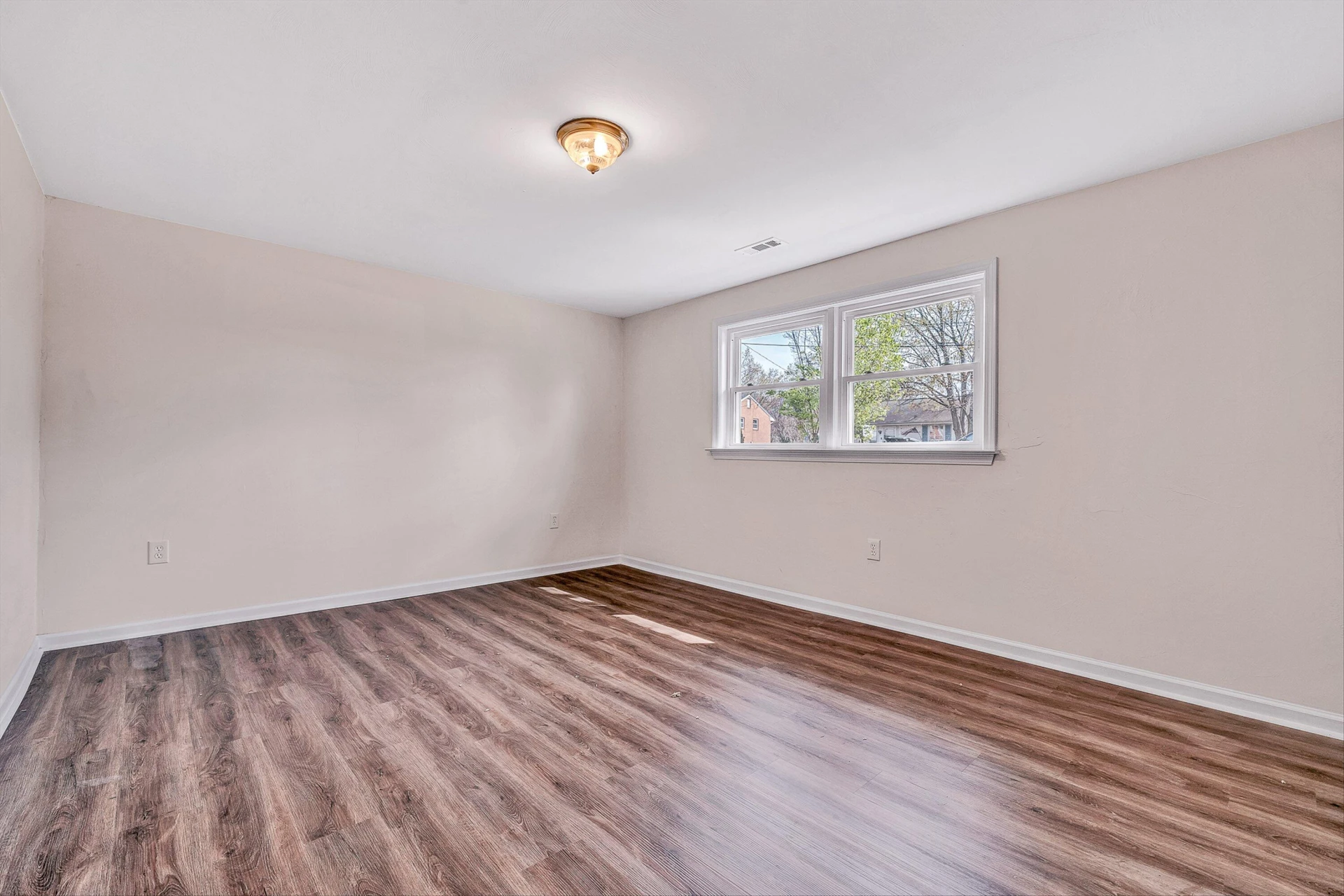 736 Ramada RD - Photo 23