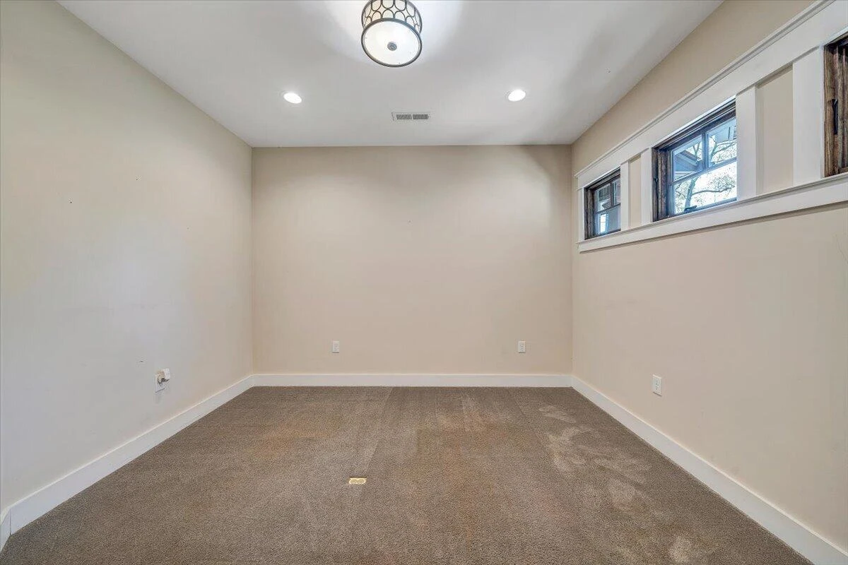 483 Morewood RD - Photo 36
