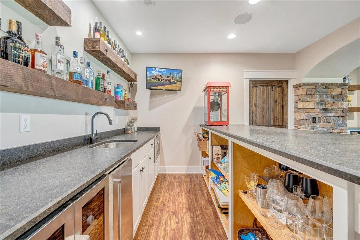 483 Morewood RD - Photo 64