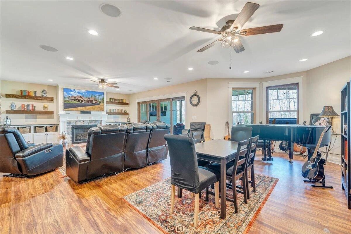 483 Morewood RD - Photo 72