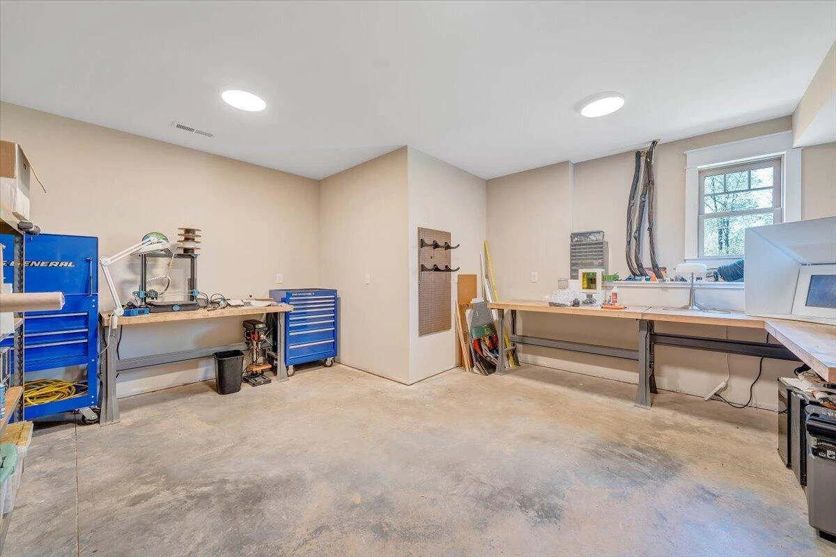 483 Morewood RD - Photo 77