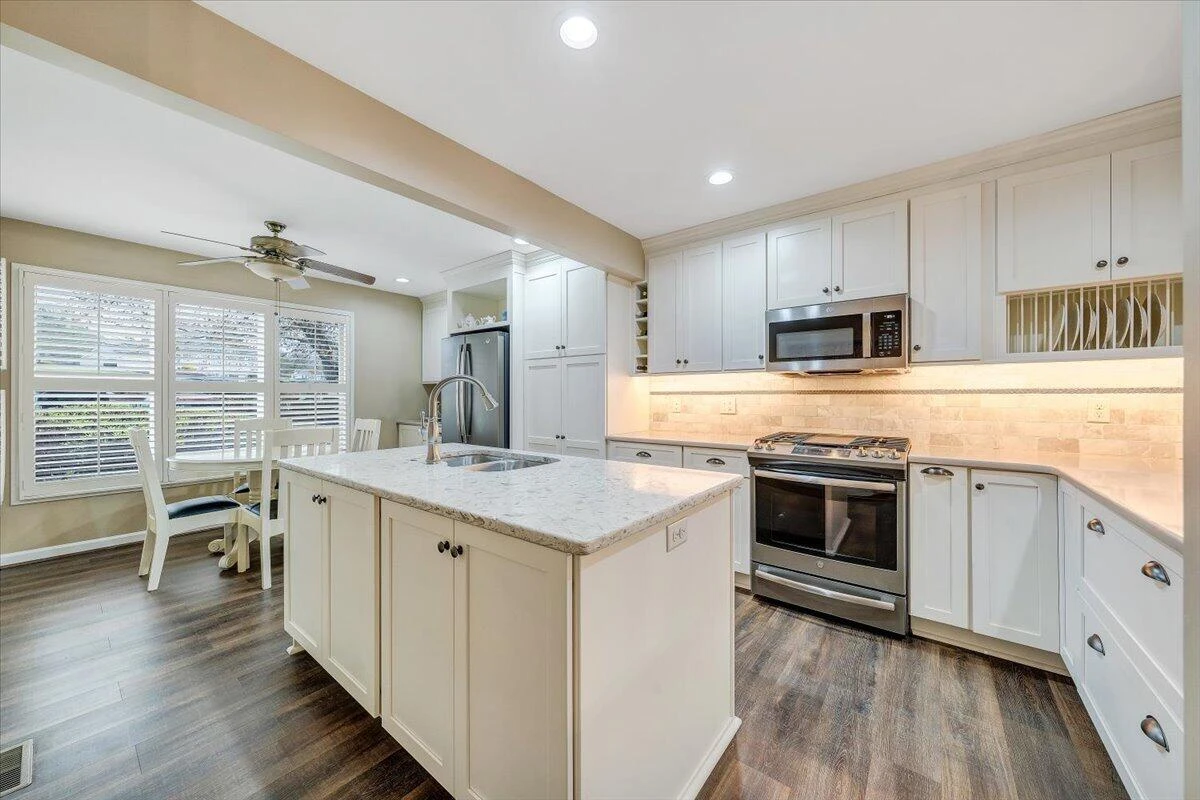 66 Scarlet ST - Photo 12