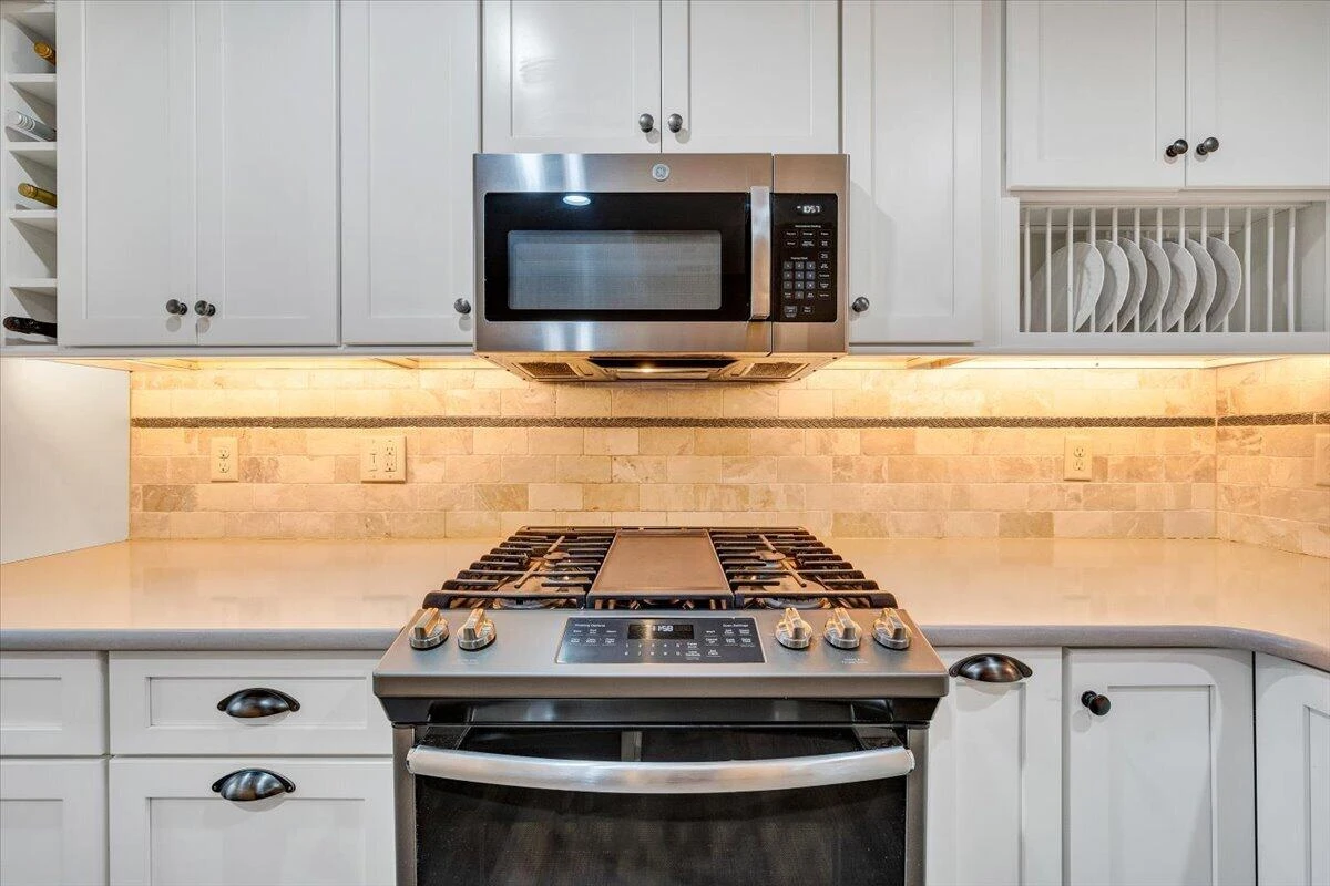 66 Scarlet ST - Photo 14
