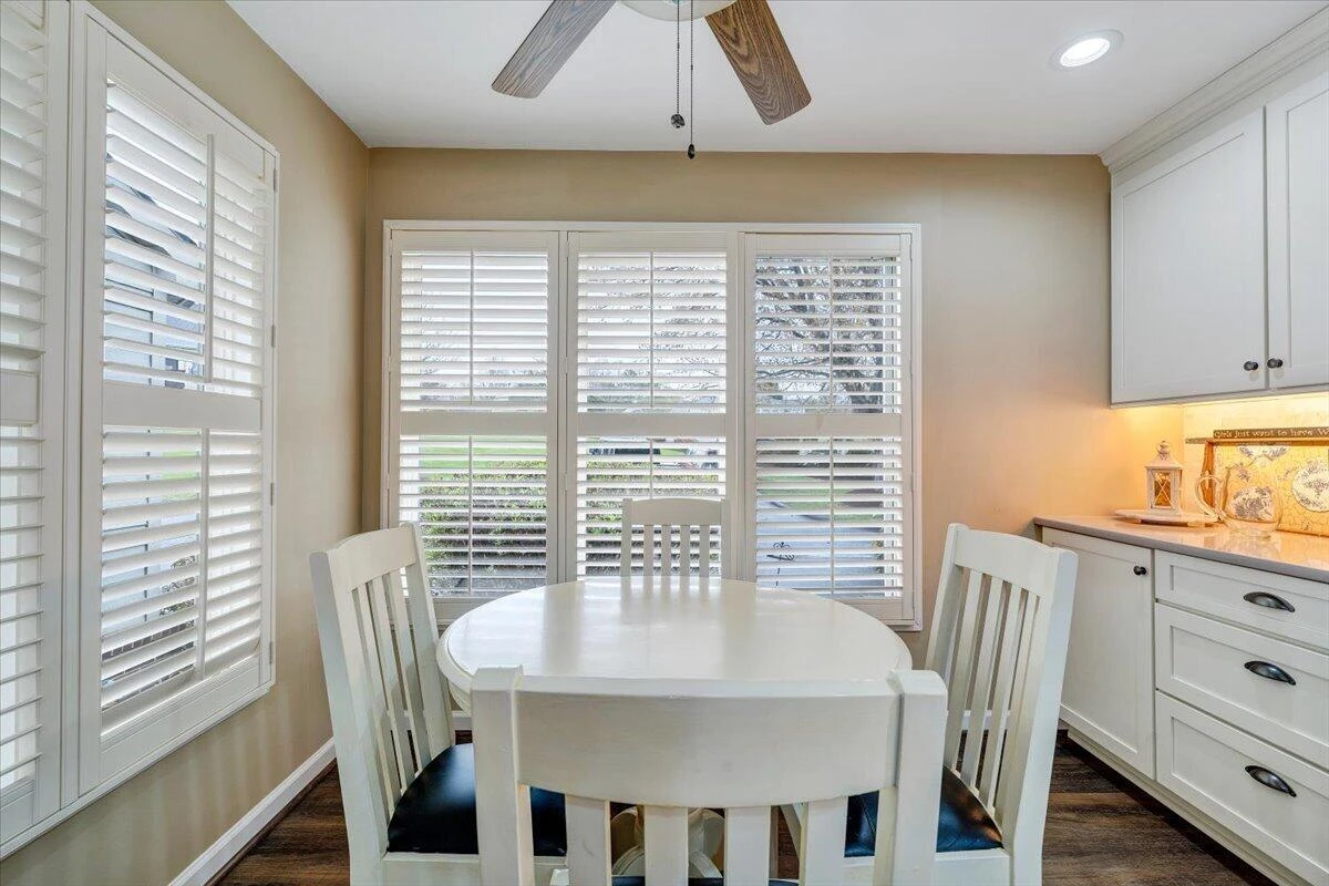 66 Scarlet ST - Photo 18