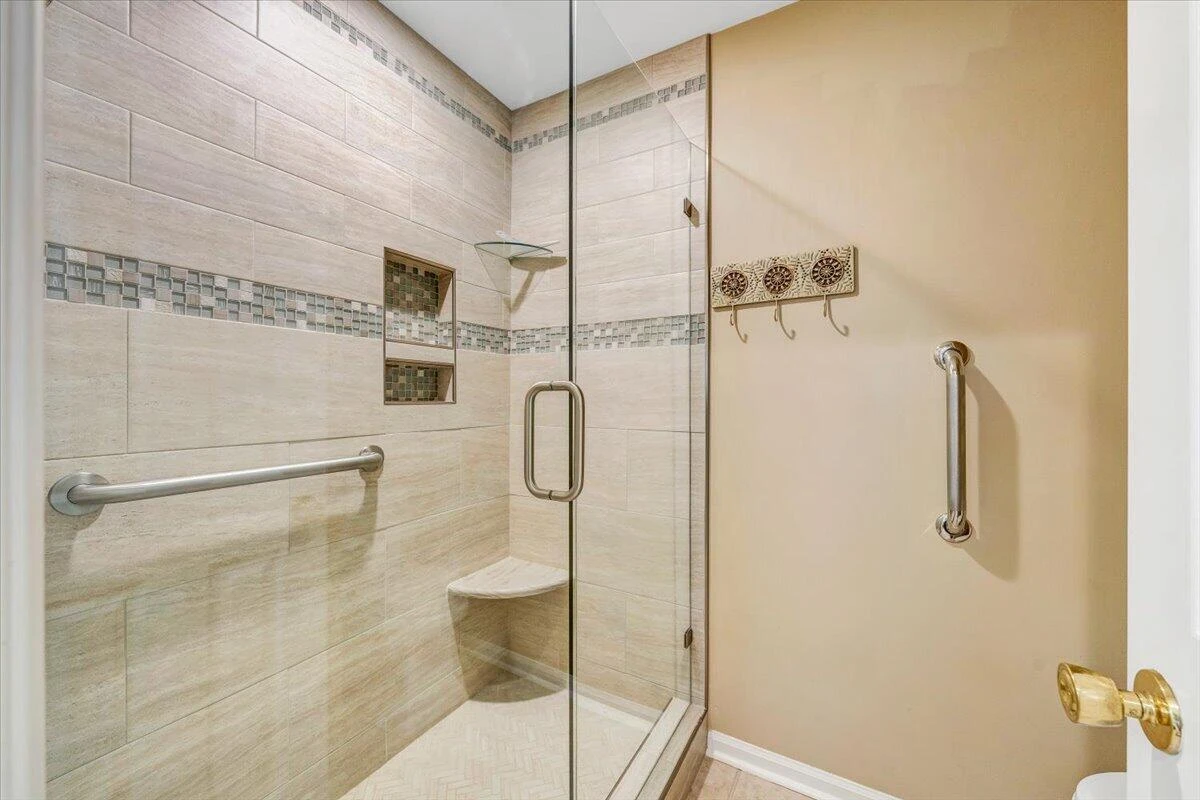 66 Scarlet ST - Photo 33
