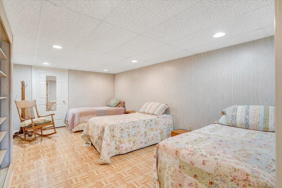 66 Scarlet ST - Photo 55