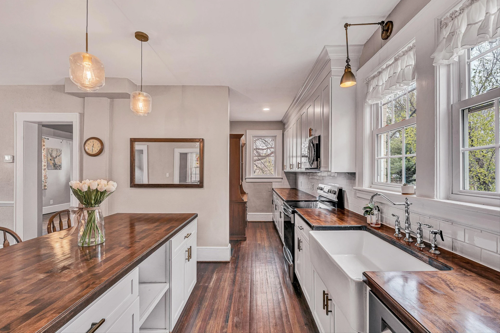 2401 Laburnum AVE SW - Photo 14
