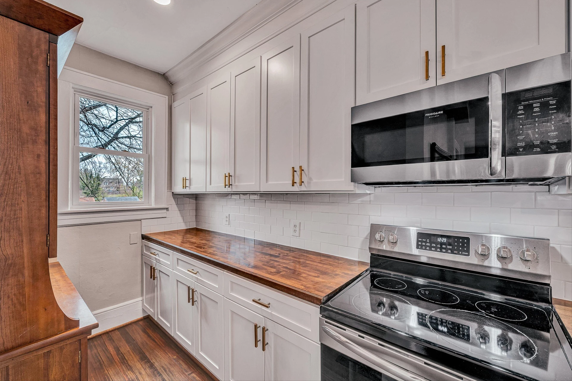 2401 Laburnum AVE SW - Photo 15