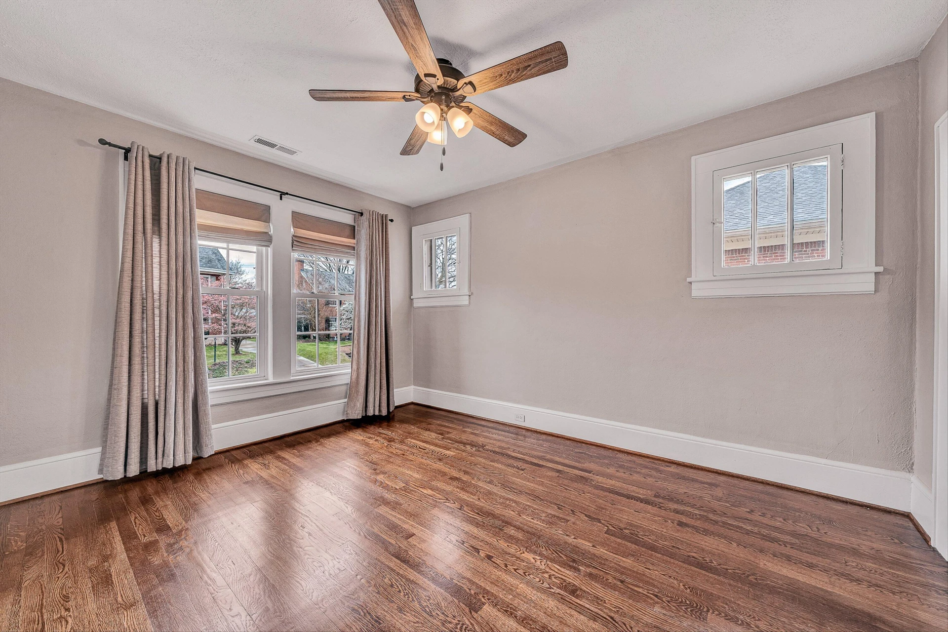 2401 Laburnum AVE SW - Photo 24