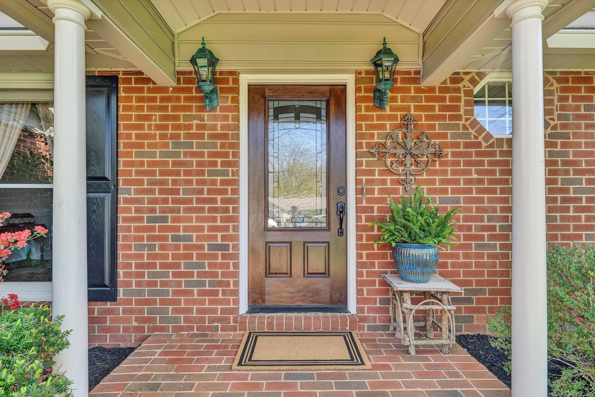5832 Lakemont DR - Photo 8