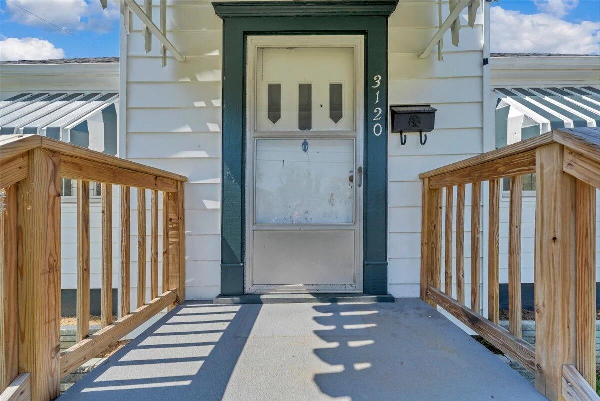 3120 Plantation RD NE - Photo 3