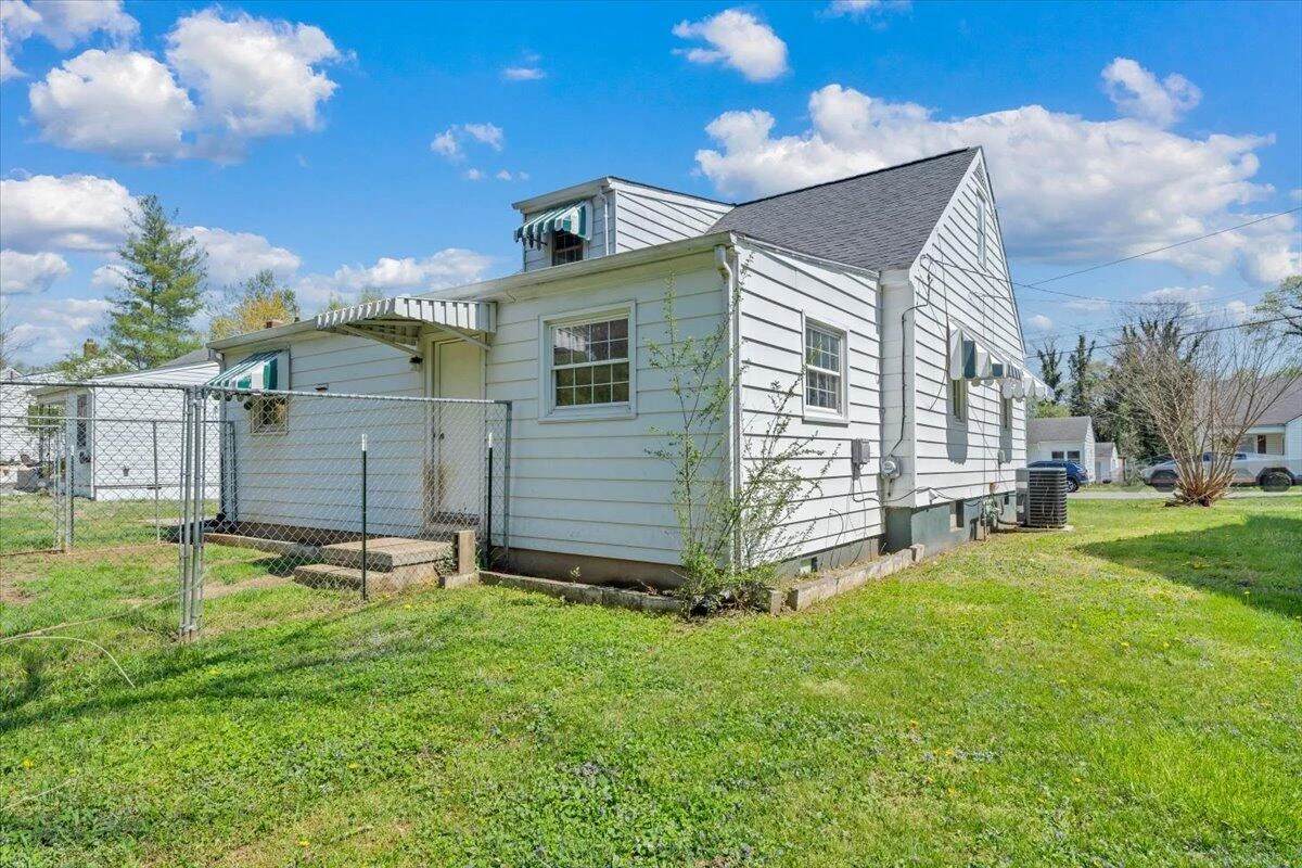 3120 Plantation RD NE - Photo 44