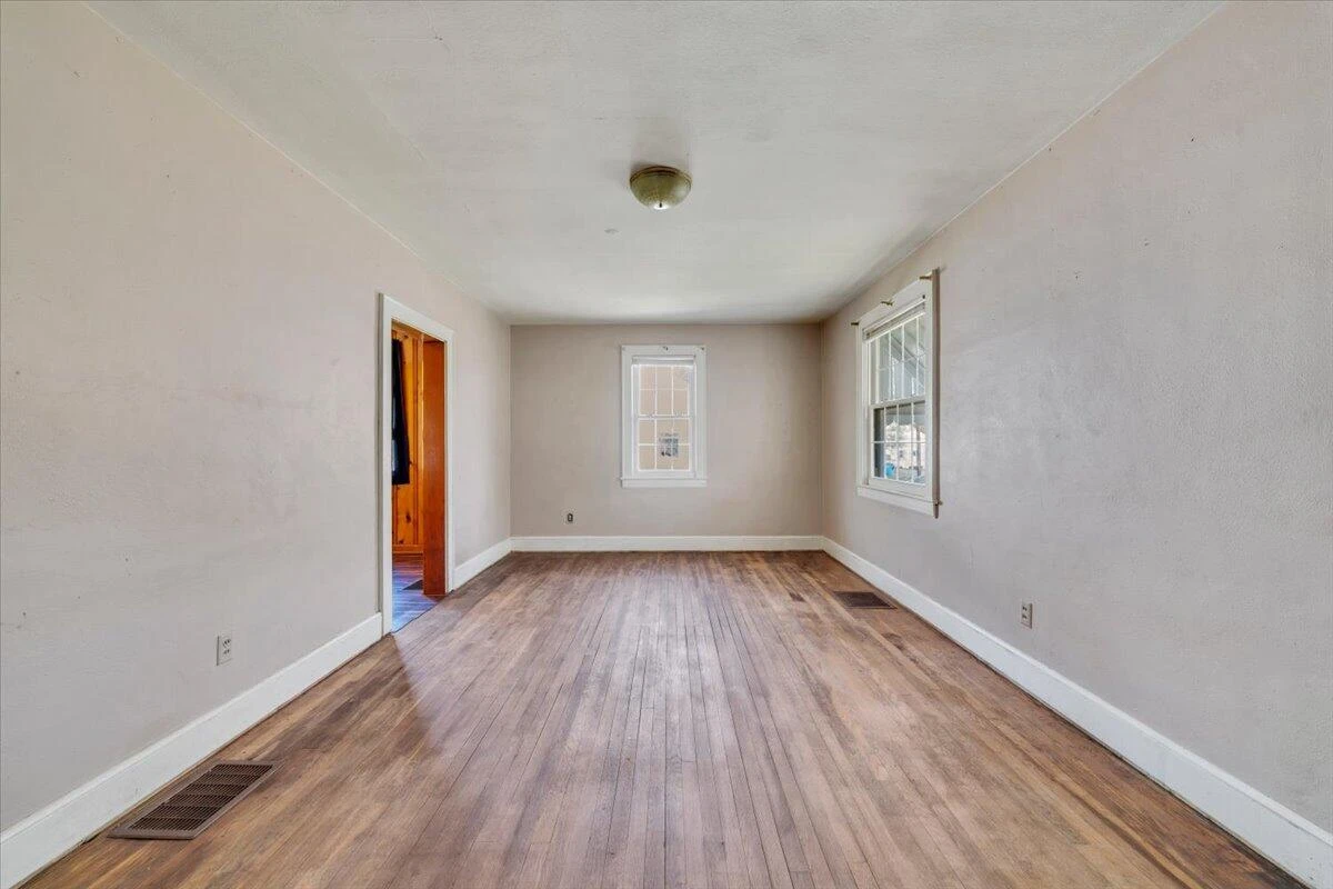 3120 Plantation RD NE - Photo 7