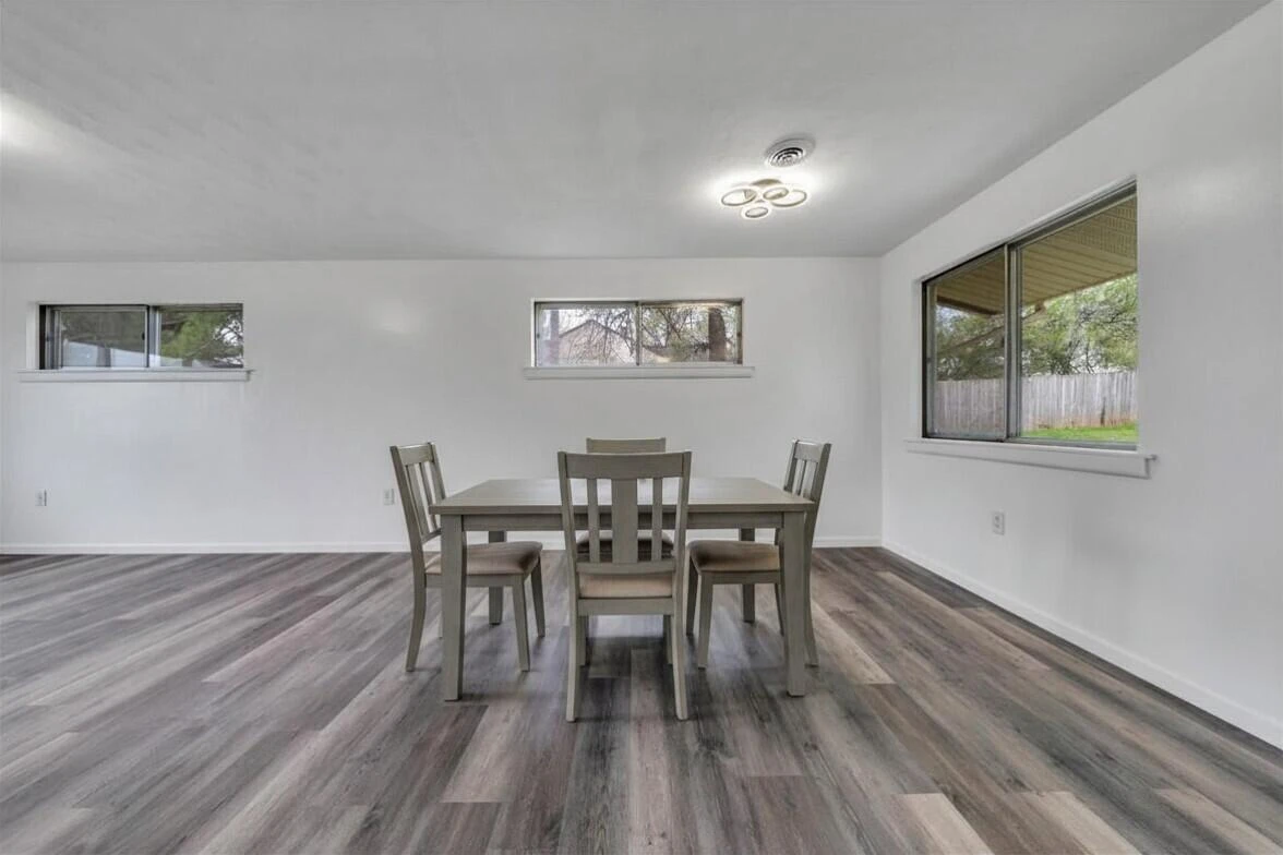 3619 Lilac AVE NW - Photo 13
