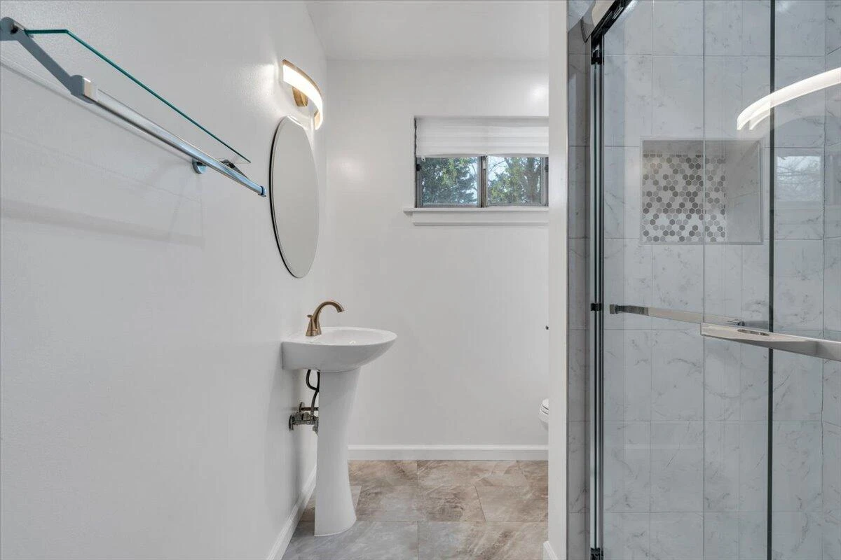 3619 Lilac AVE NW - Photo 32