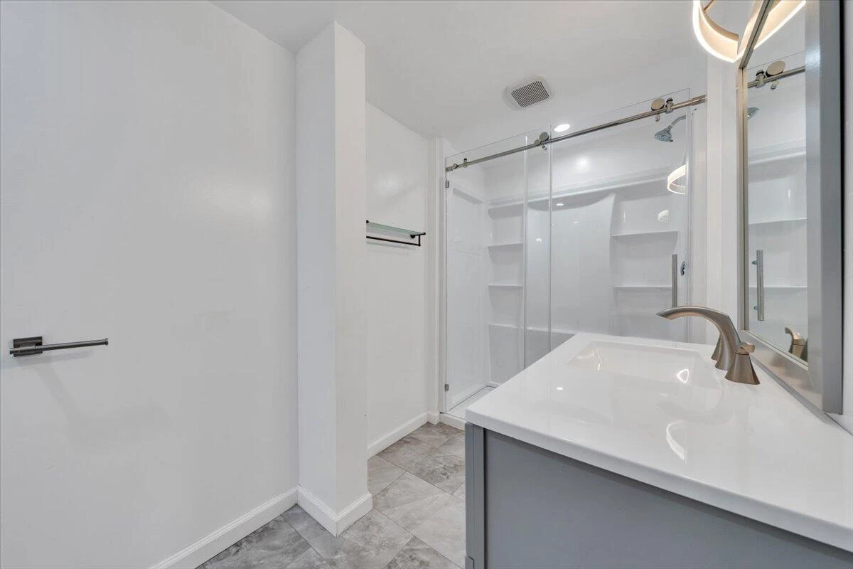 3619 Lilac AVE NW - Photo 40