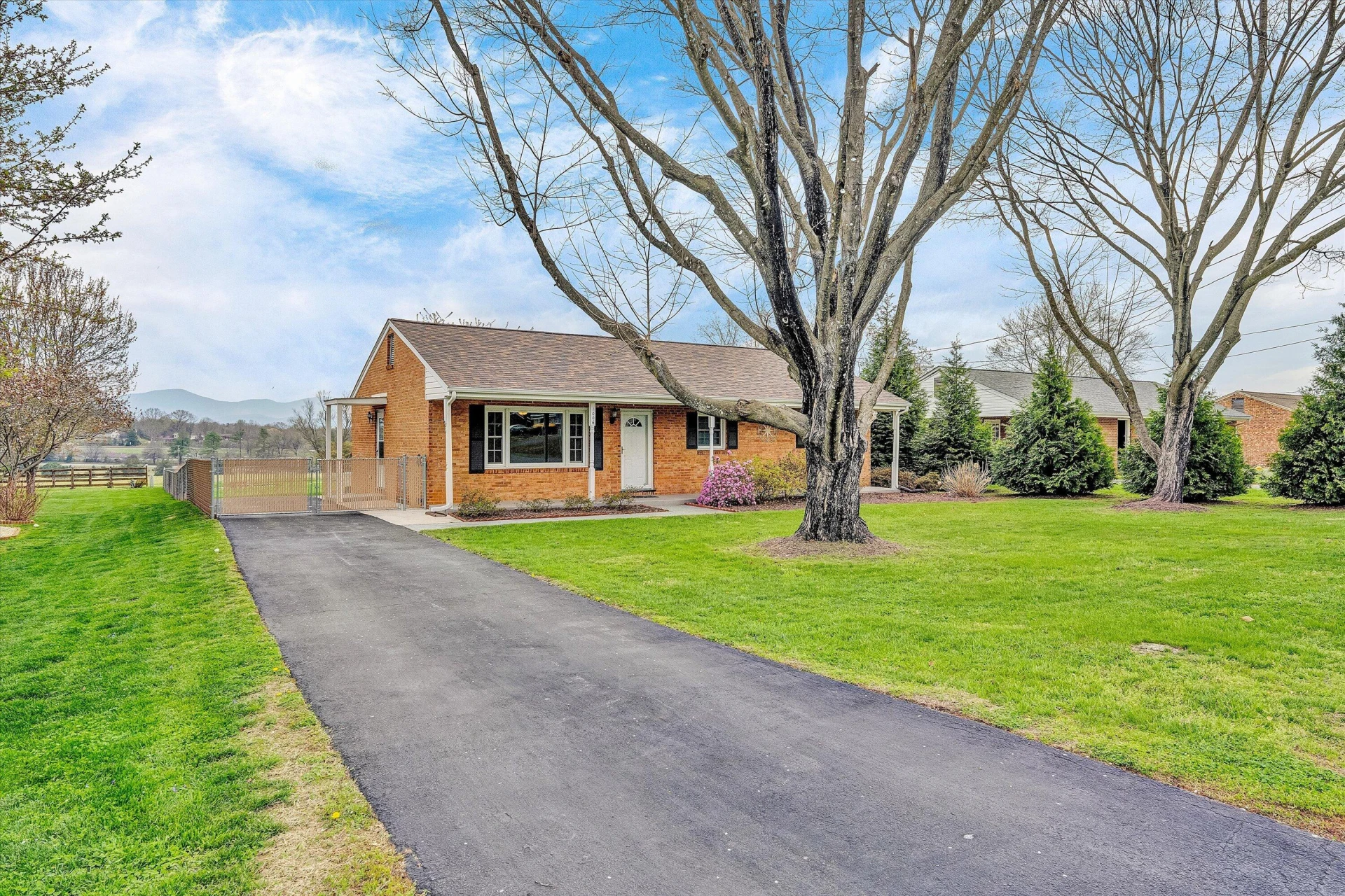 1006 Green Meadow RD - Photo 32