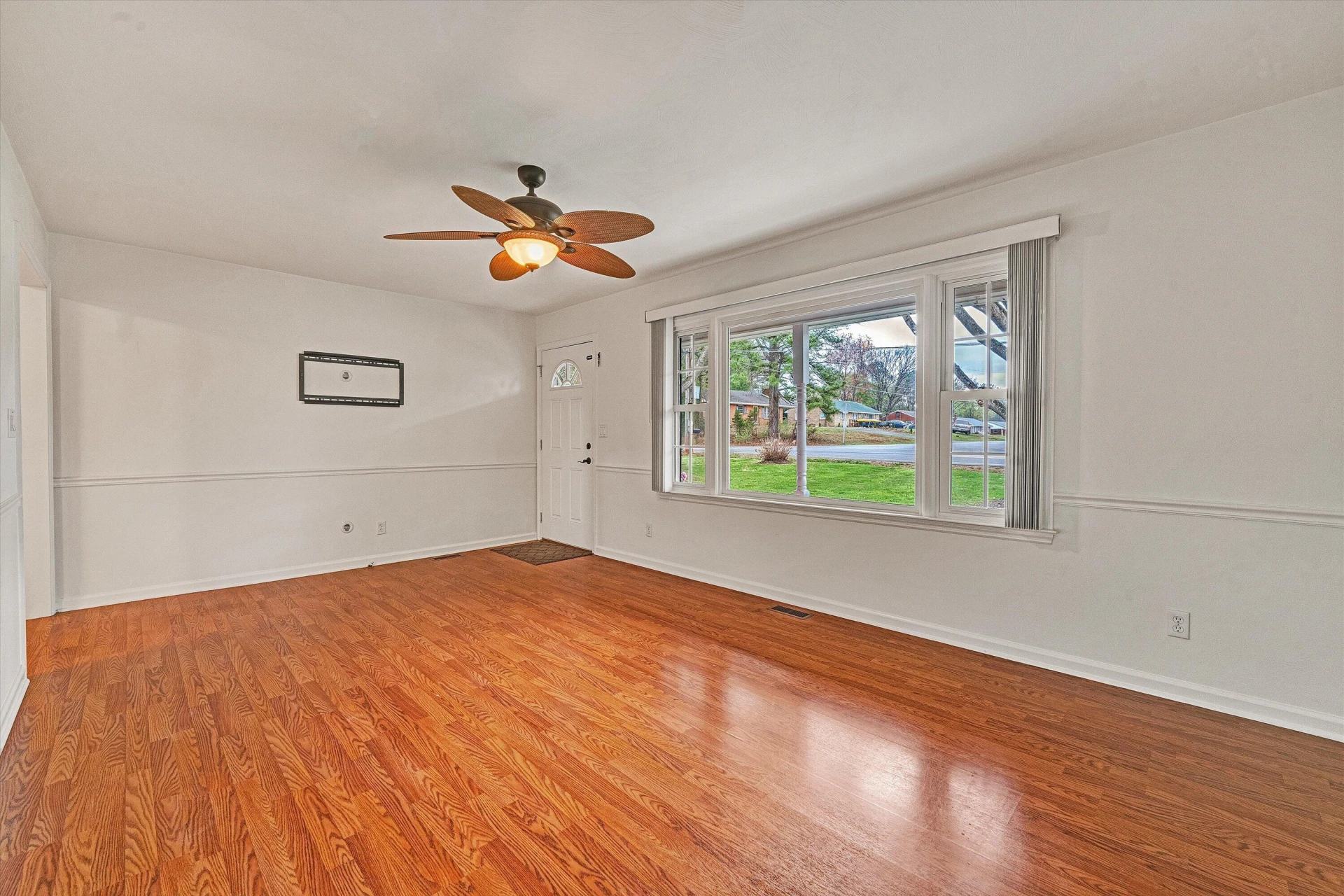 1006 Green Meadow RD - Photo 6