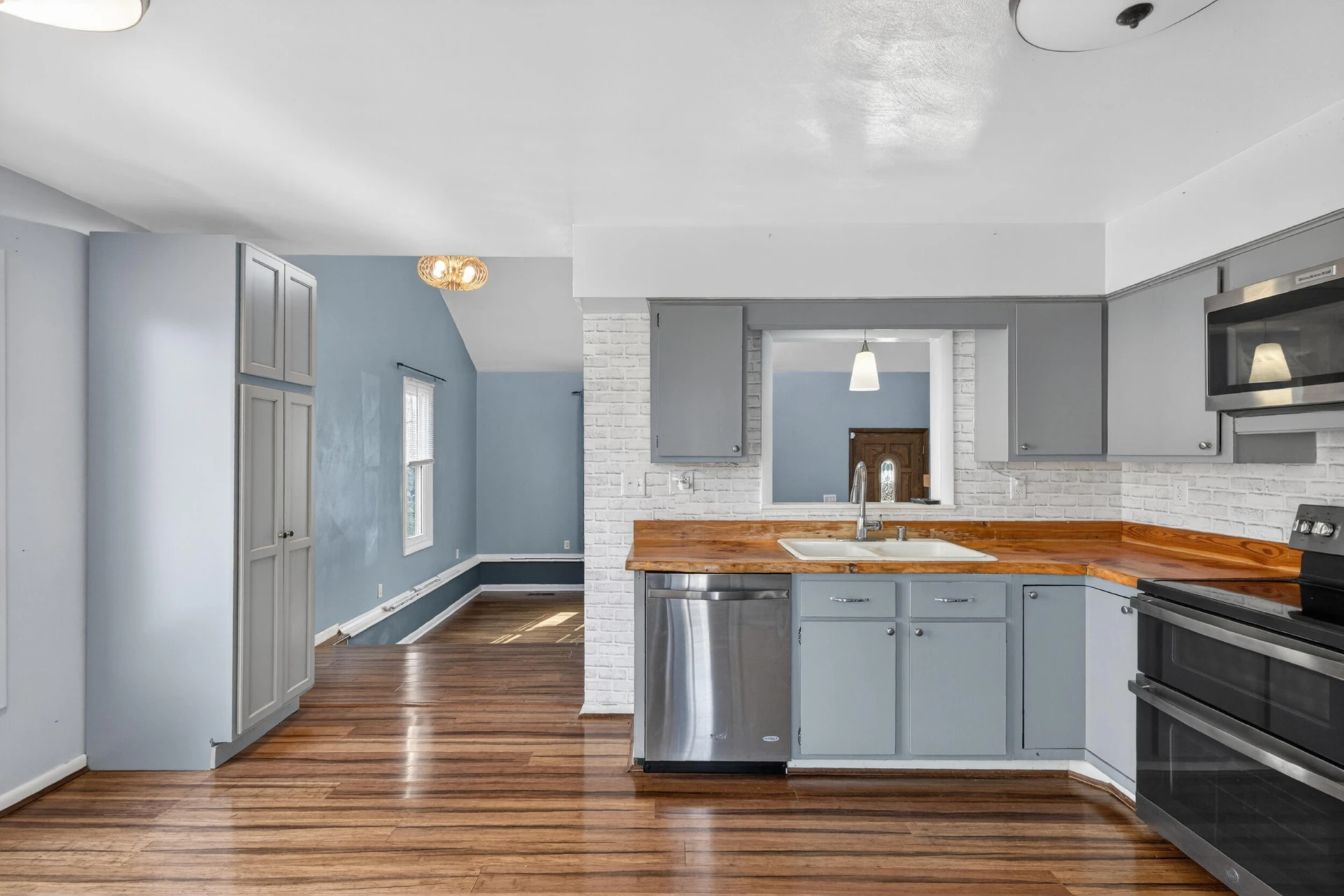 106 E Beaver Dam CT - Photo 10