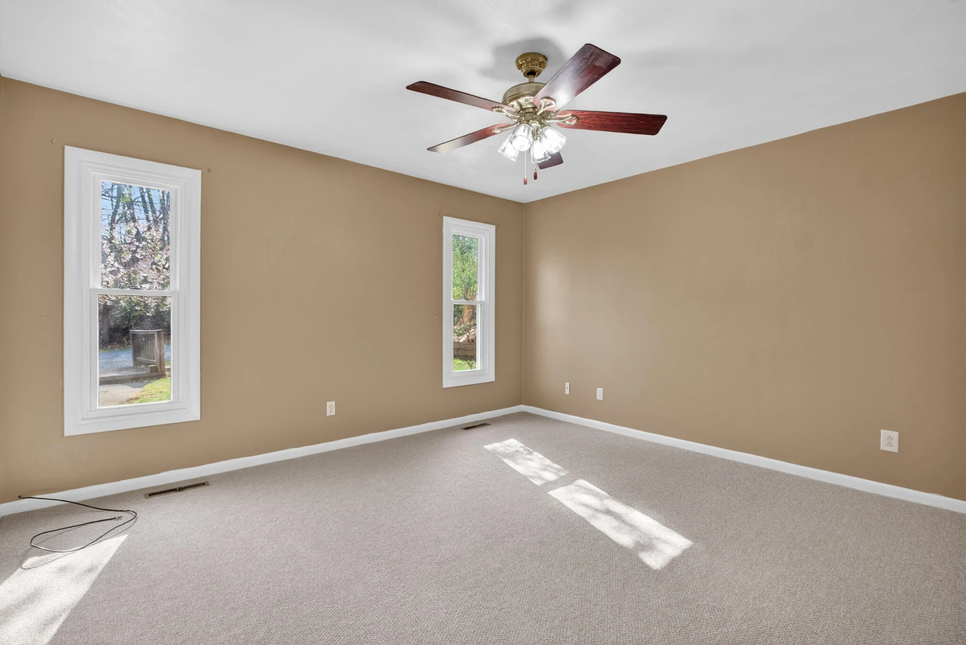 106 E Beaver Dam CT - Photo 11
