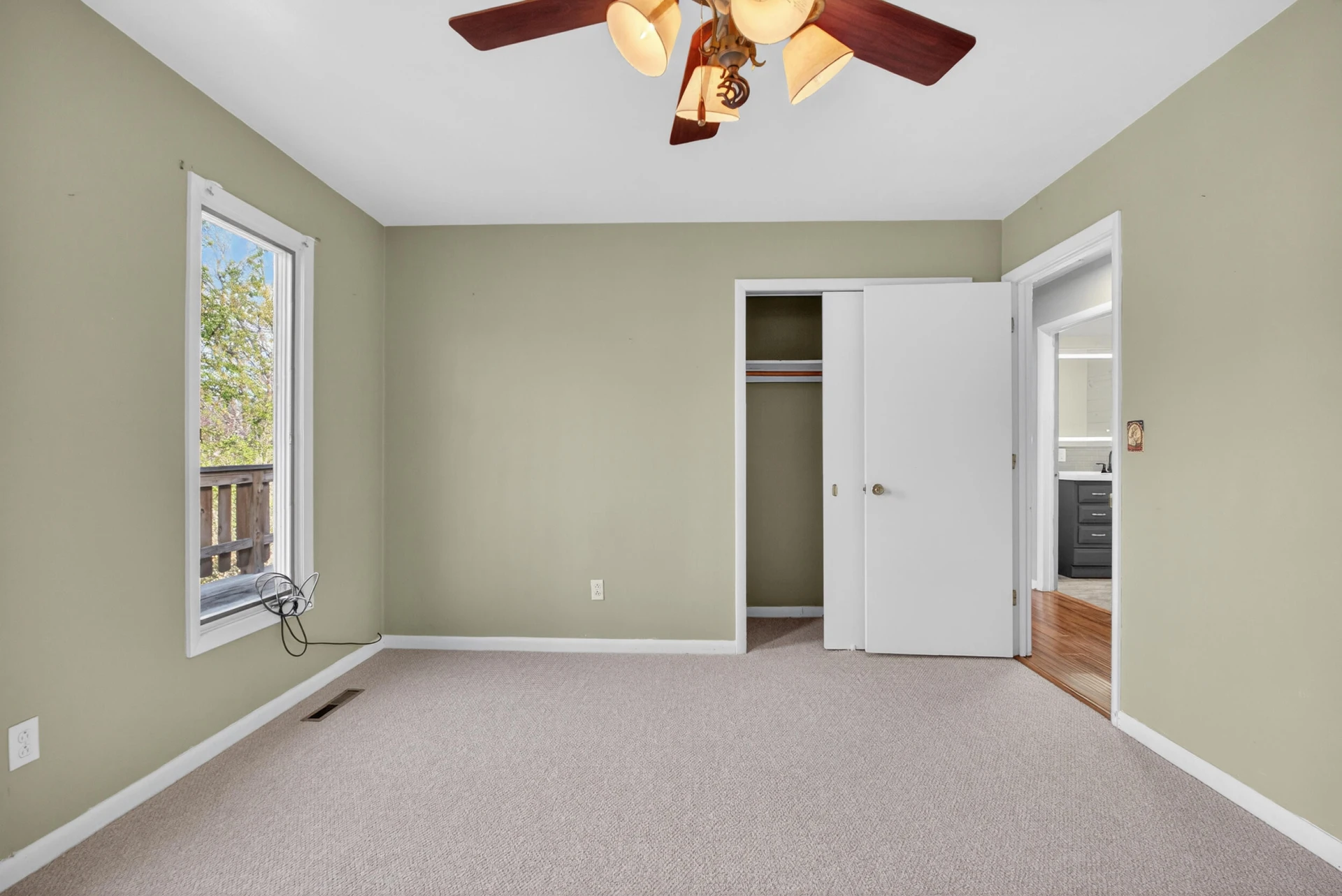 106 E Beaver Dam CT - Photo 13