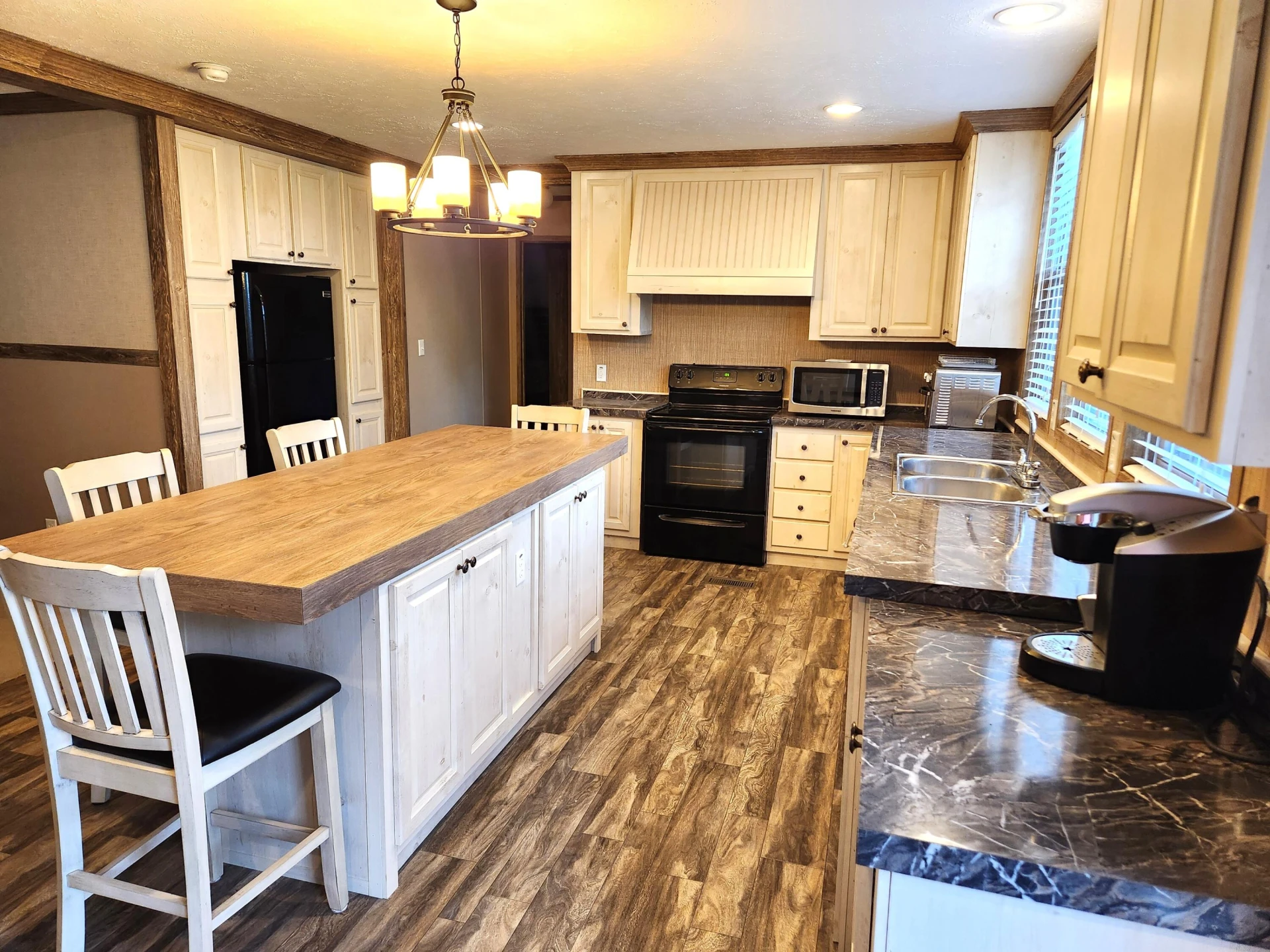 300 Whisperway RD - Photo 5