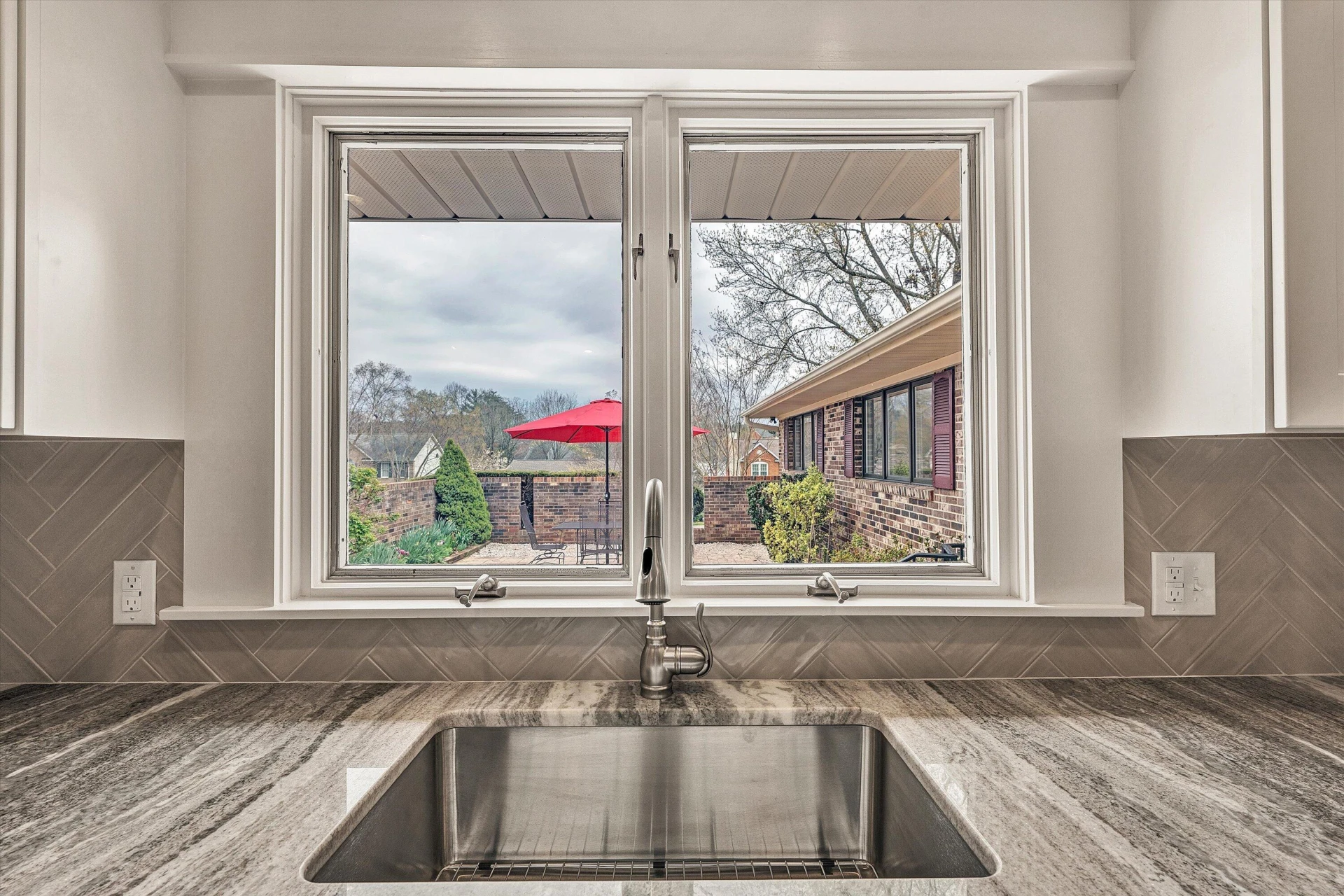 4925 Grape Tree LN - Photo 13