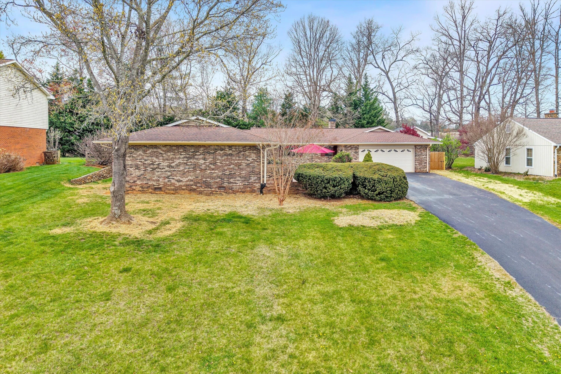 4925 Grape Tree LN - Photo 2