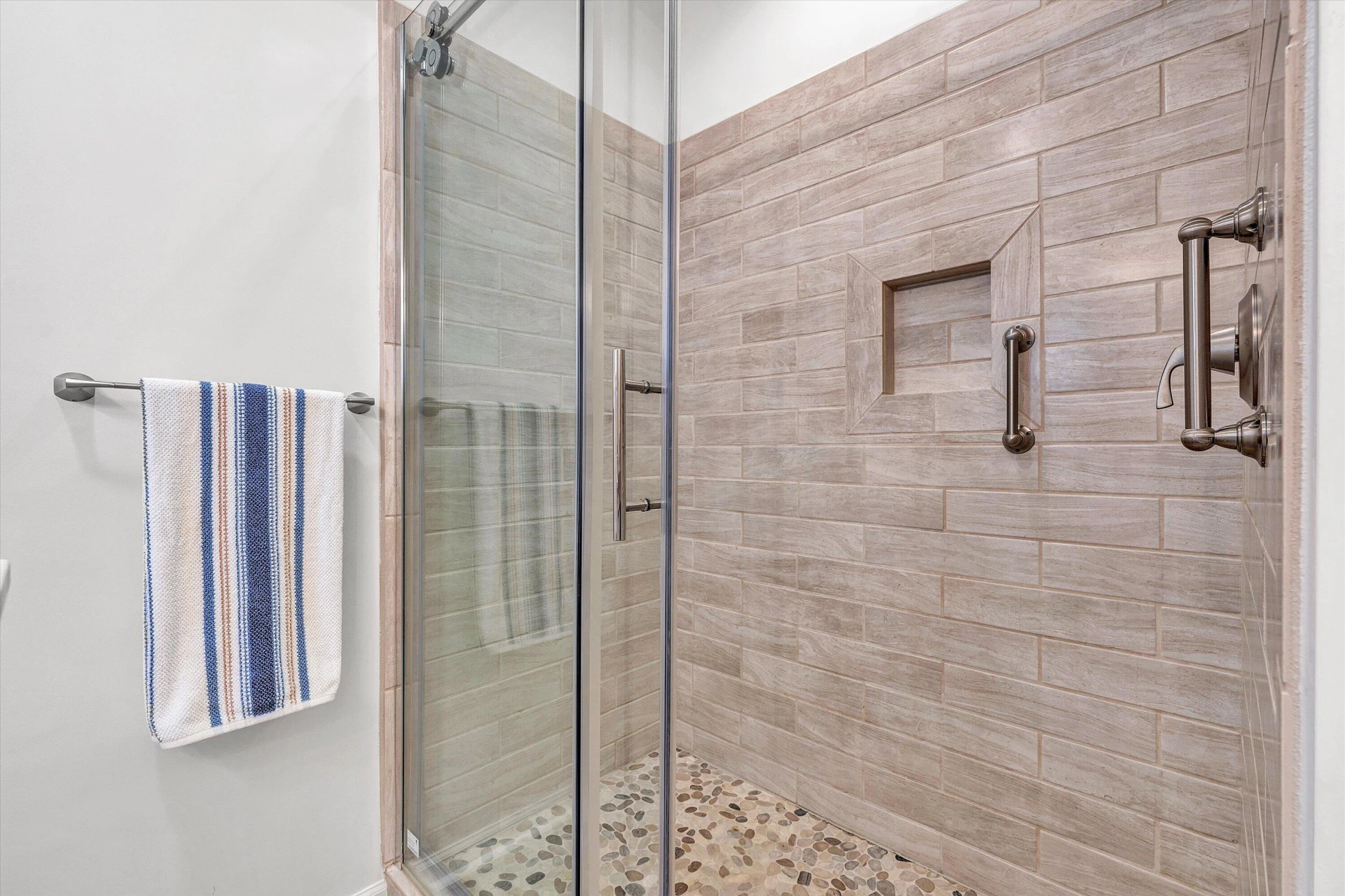 4925 Grape Tree LN - Photo 22