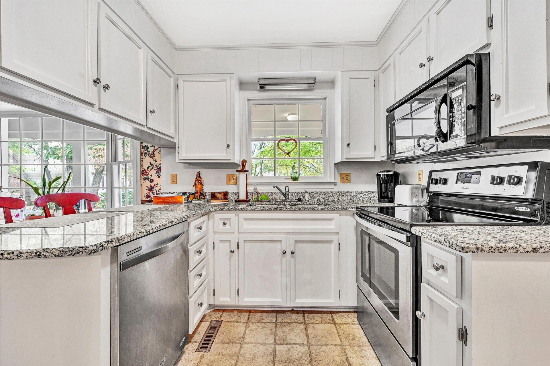 7044 Irondale CIR - Photo 10