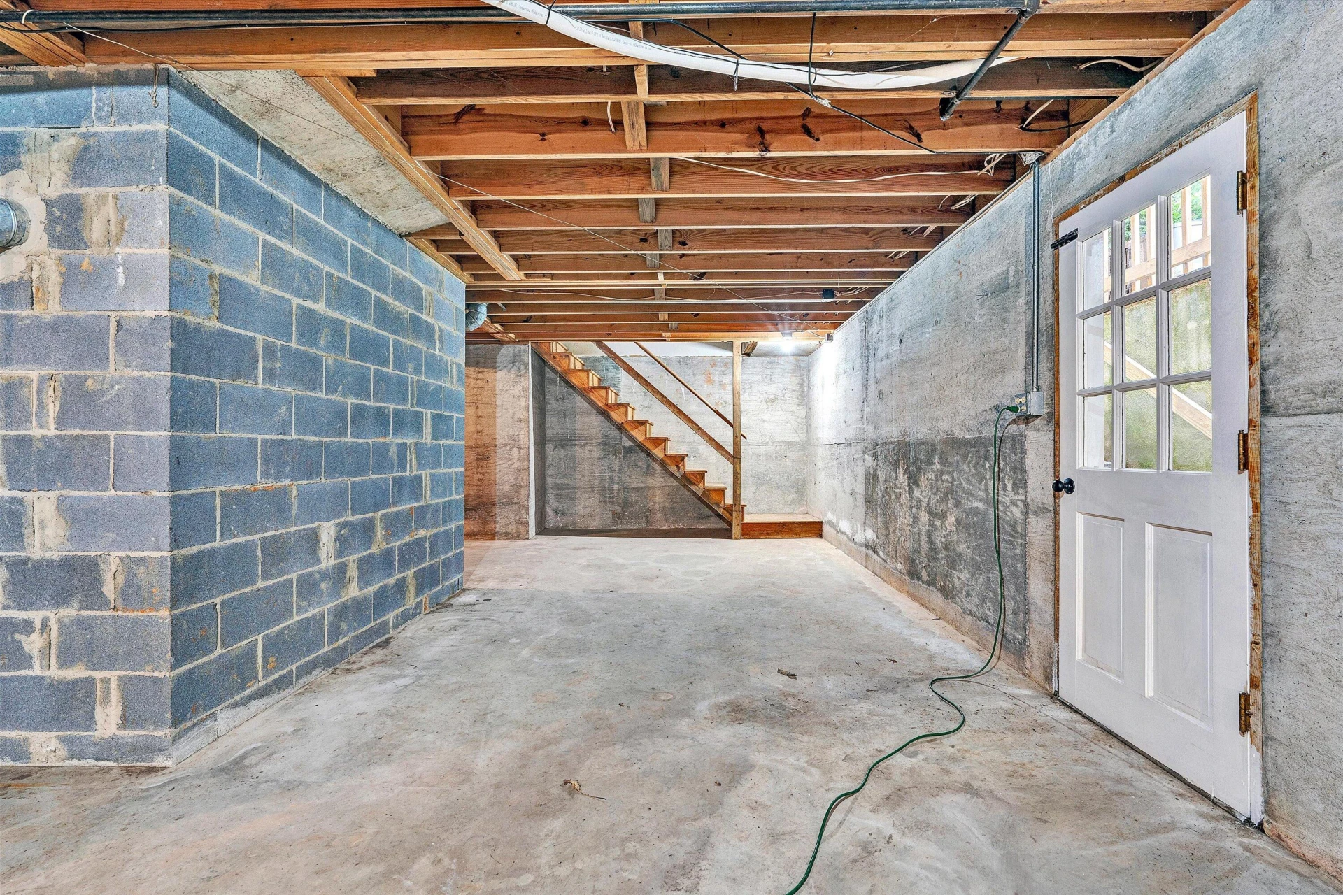 7044 Irondale CIR - Photo 43