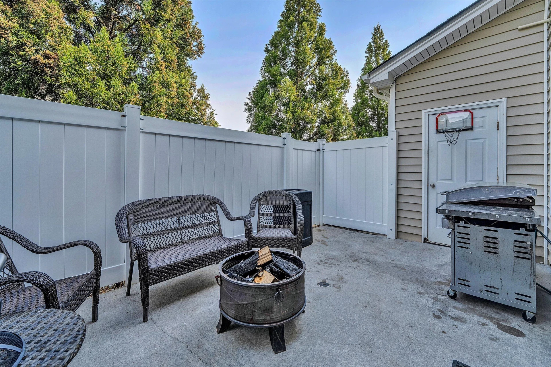 100 Sprouse LN - Photo 23