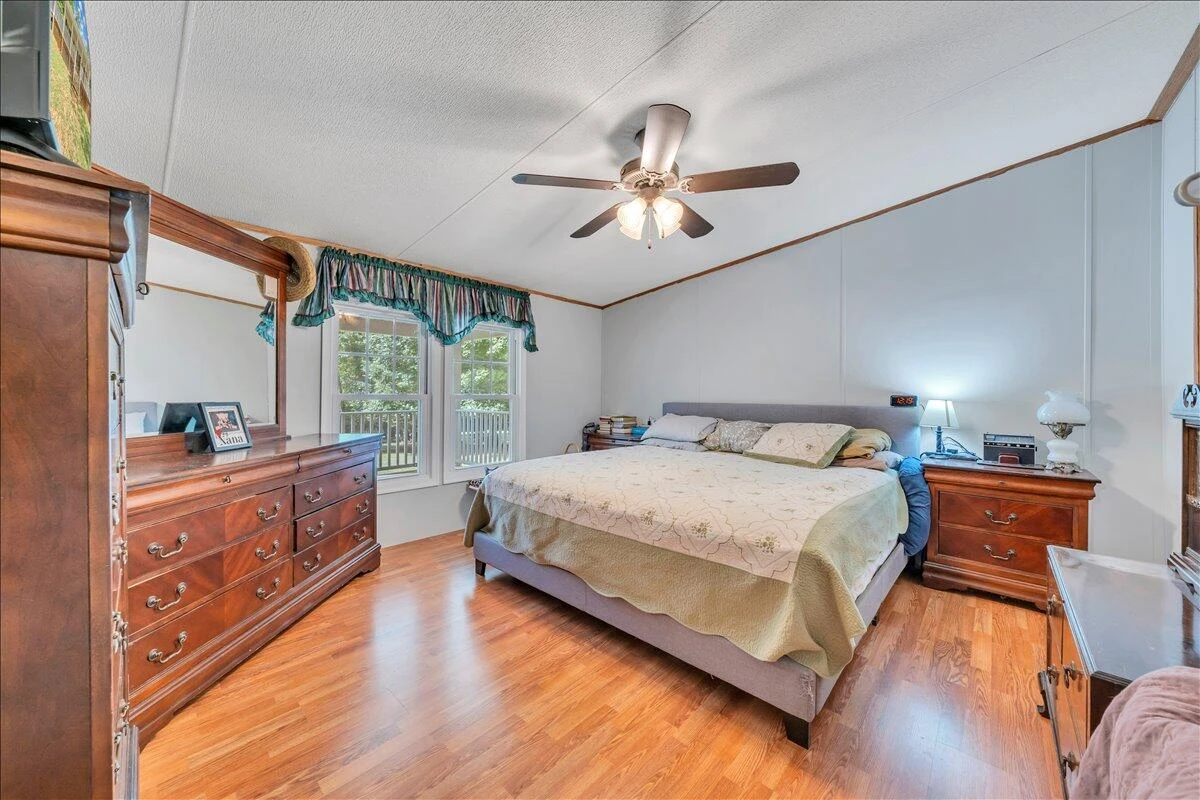 5642 Altice RD - Photo 15