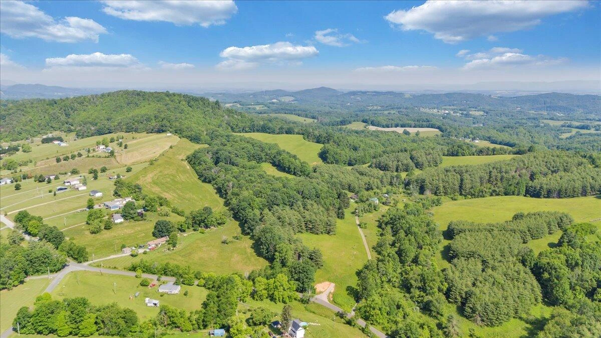 563 Dusty Rock RD NW - Photo 4