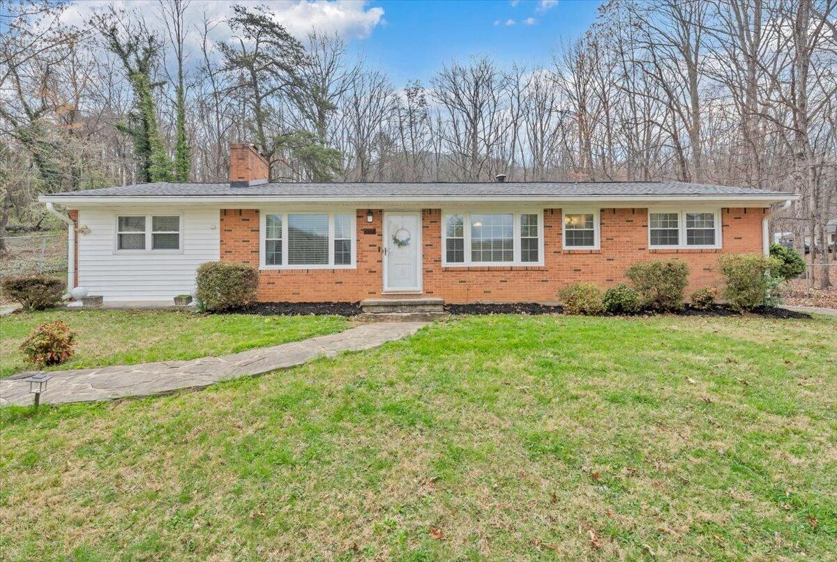 3988 Welcome Valley RD SE