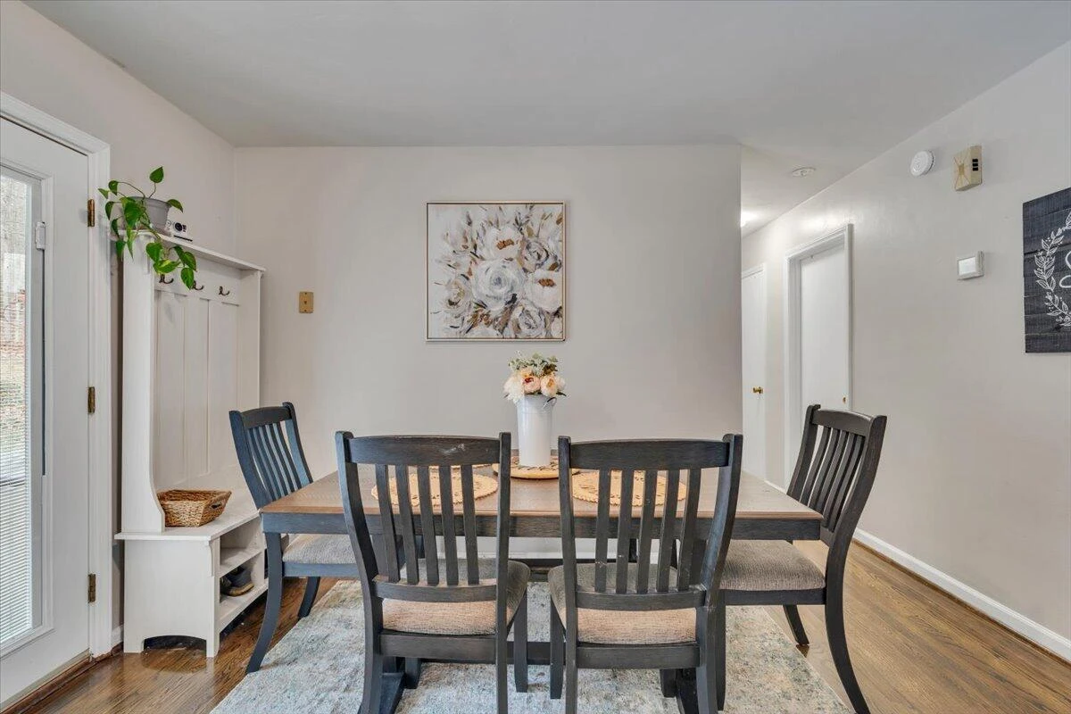 3988 Welcome Valley RD SE - Photo 10