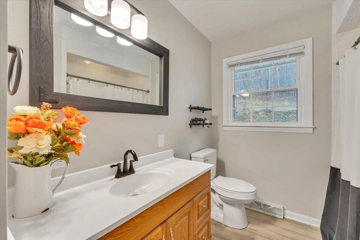 3988 Welcome Valley RD SE - Photo 29