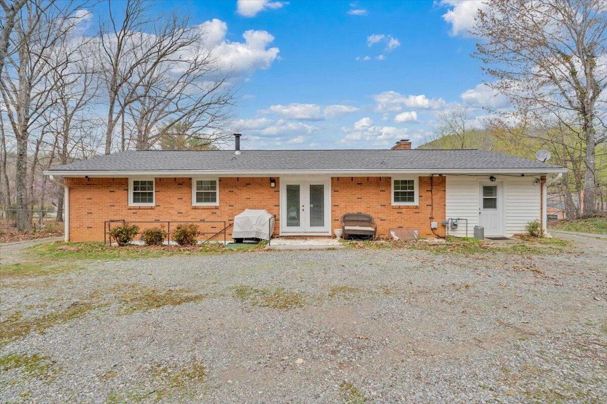 3988 Welcome Valley RD SE - Photo 35