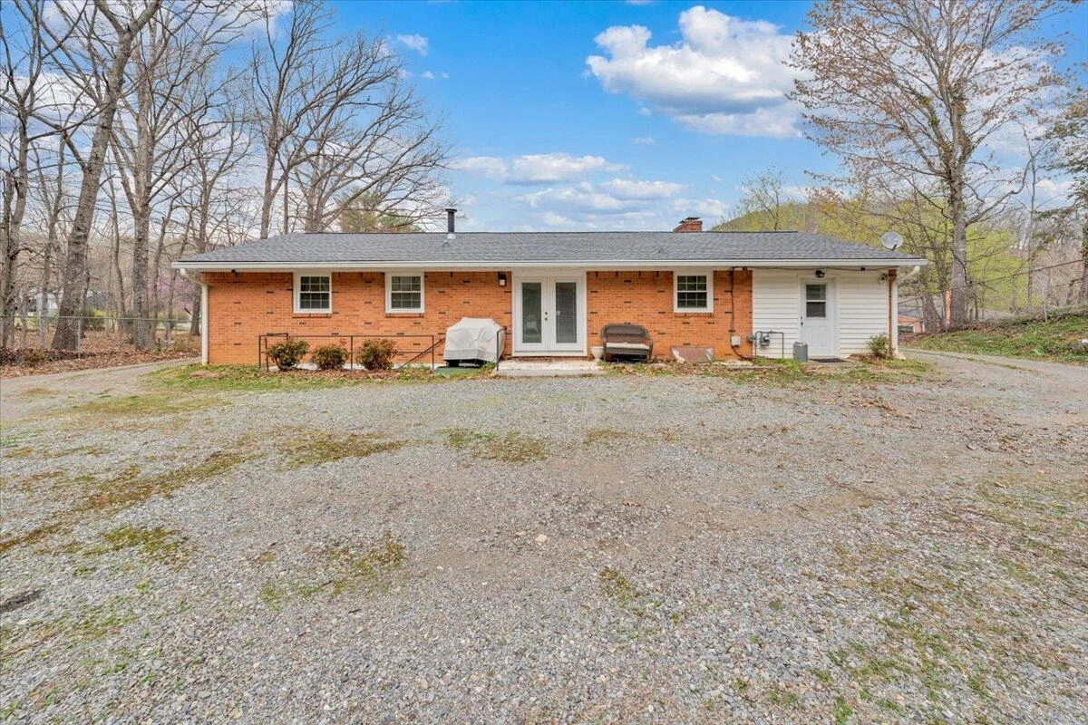 3988 Welcome Valley RD SE - Photo 36