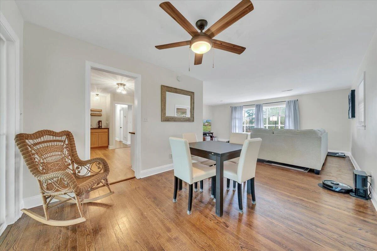 140 Stephens DR - Photo 14