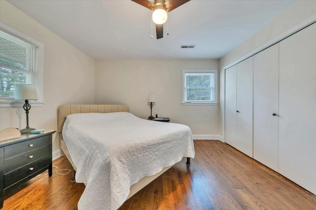 140 Stephens DR - Photo 23