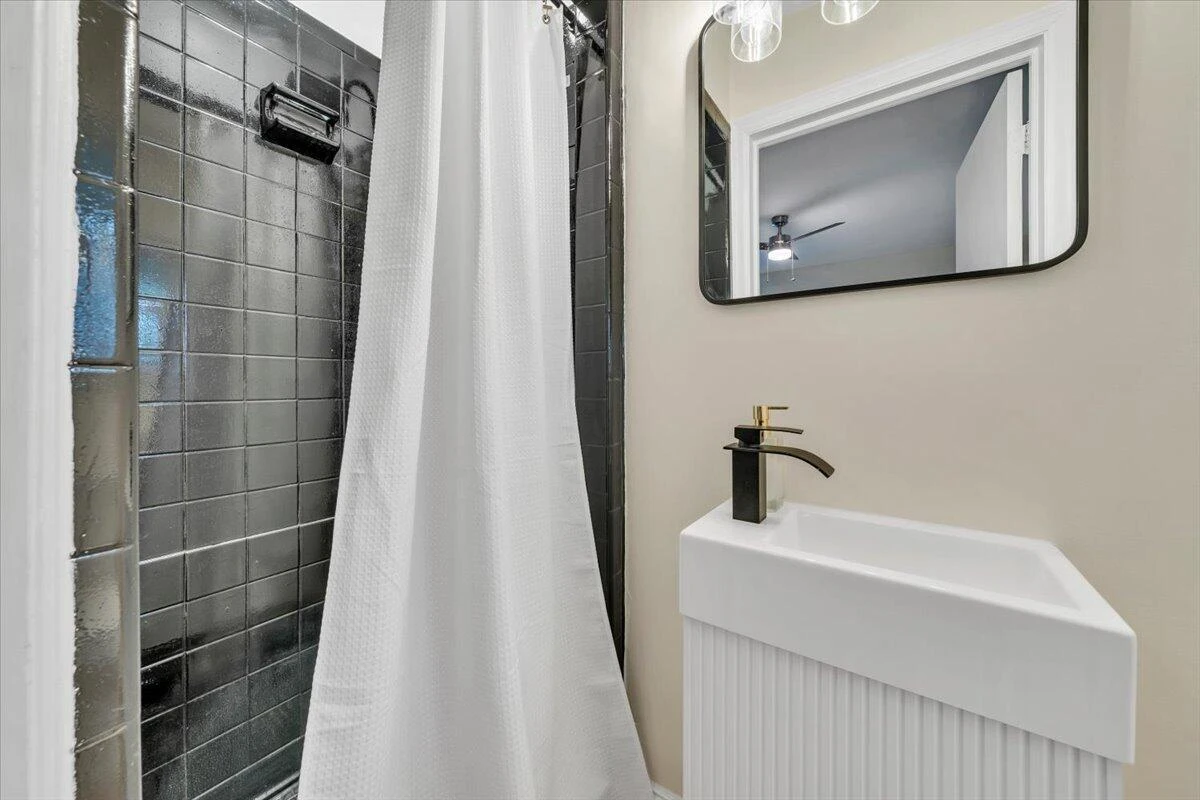 140 Stephens DR - Photo 27