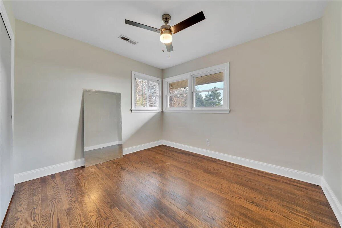 140 Stephens DR - Photo 31