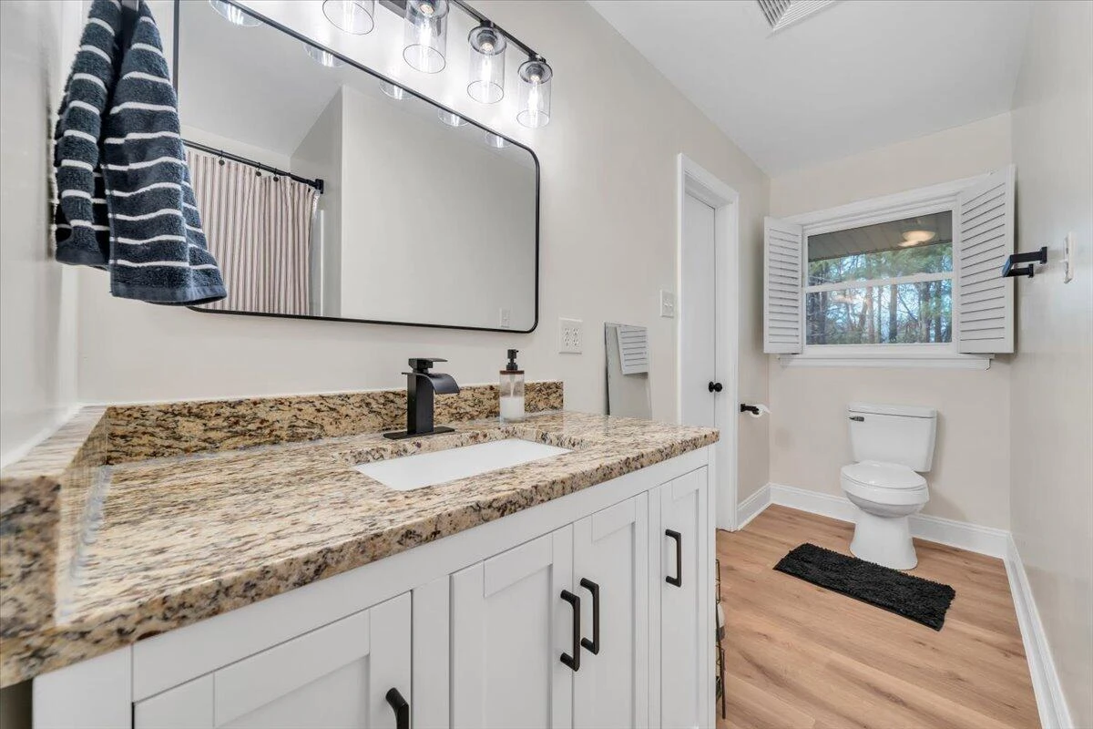 140 Stephens DR - Photo 35