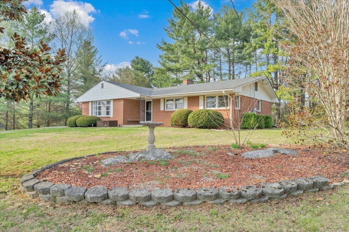 140 Stephens DR - Photo 47