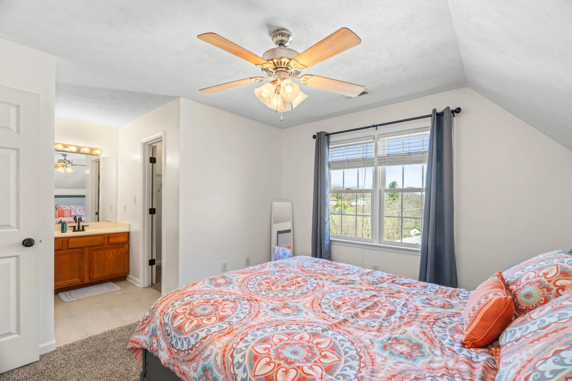 1004 Middlebrook AVE - Photo 23