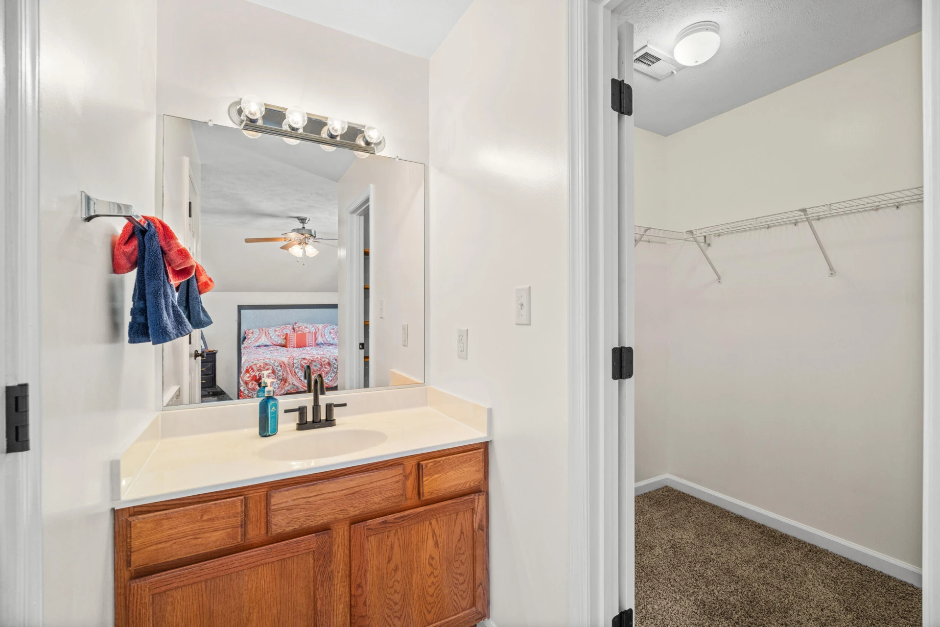 1004 Middlebrook AVE - Photo 24